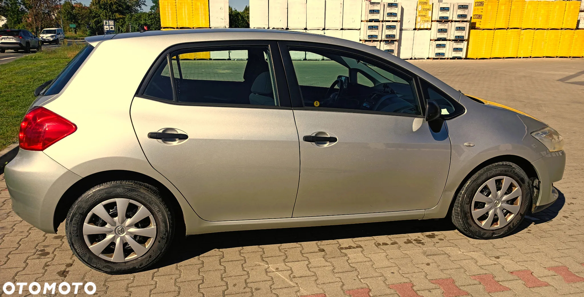 Toyota Auris - 4