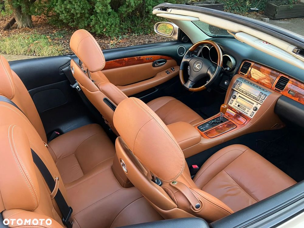 Lexus SC Prestige - 4
