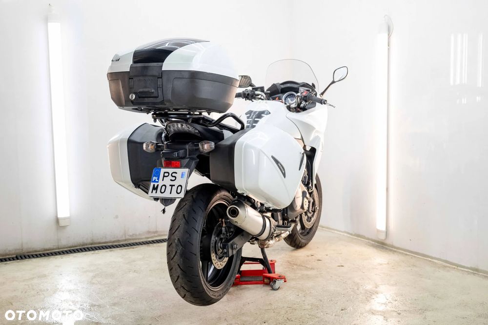 Honda CBF - 8