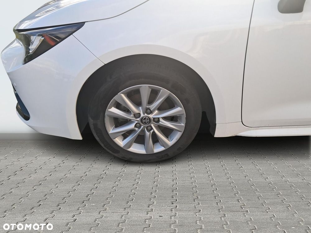 Toyota Corolla 1.8 Hybrid Comfort - 18