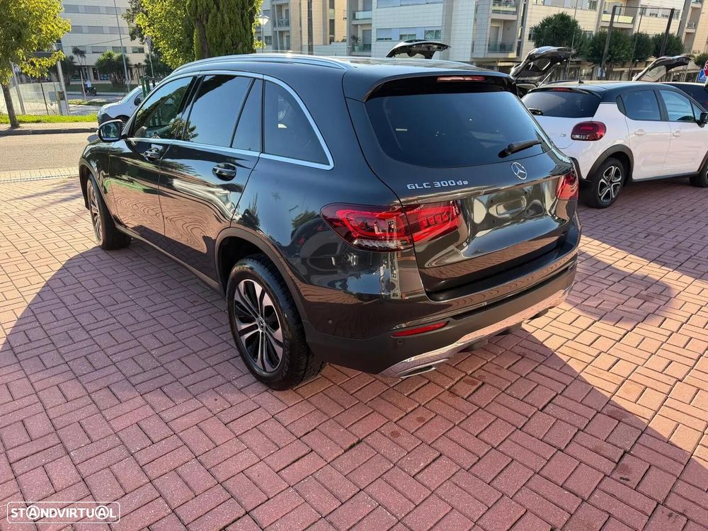 Mercedes-Benz GLC 300 de Coupe 4Matic 9G-TRONIC Exclusive - 13