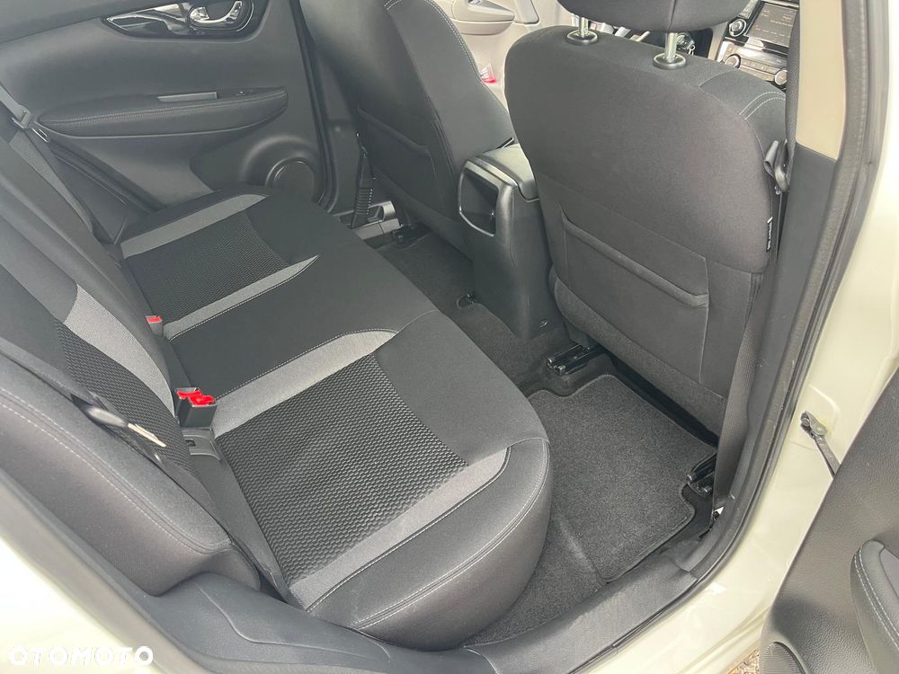 Nissan Qashqai 1.3 DIG-T Acenta - 9