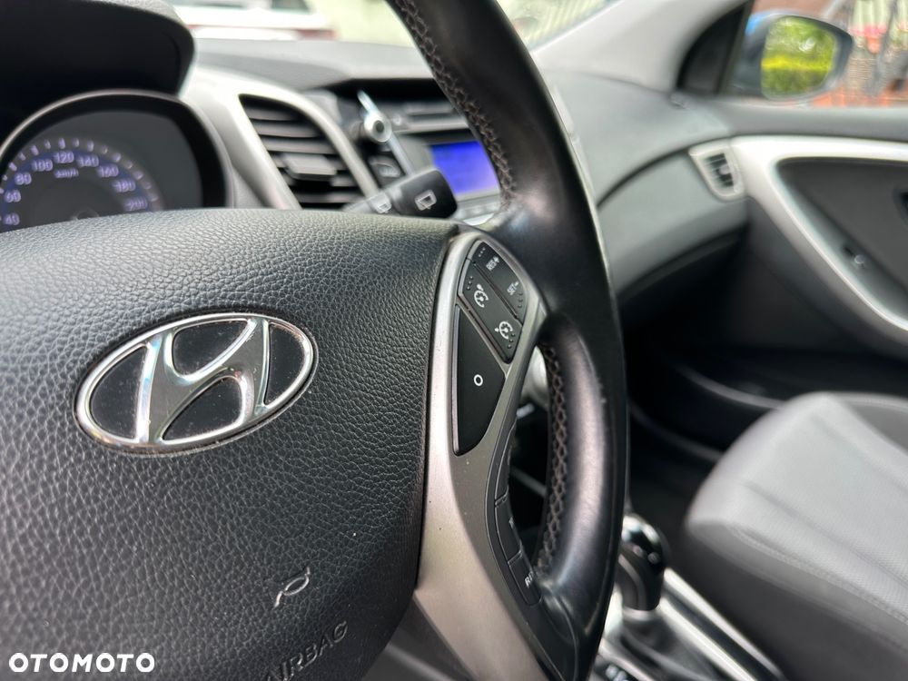 Hyundai i30 Kombi 1.6 GDi DCT Premium - 31