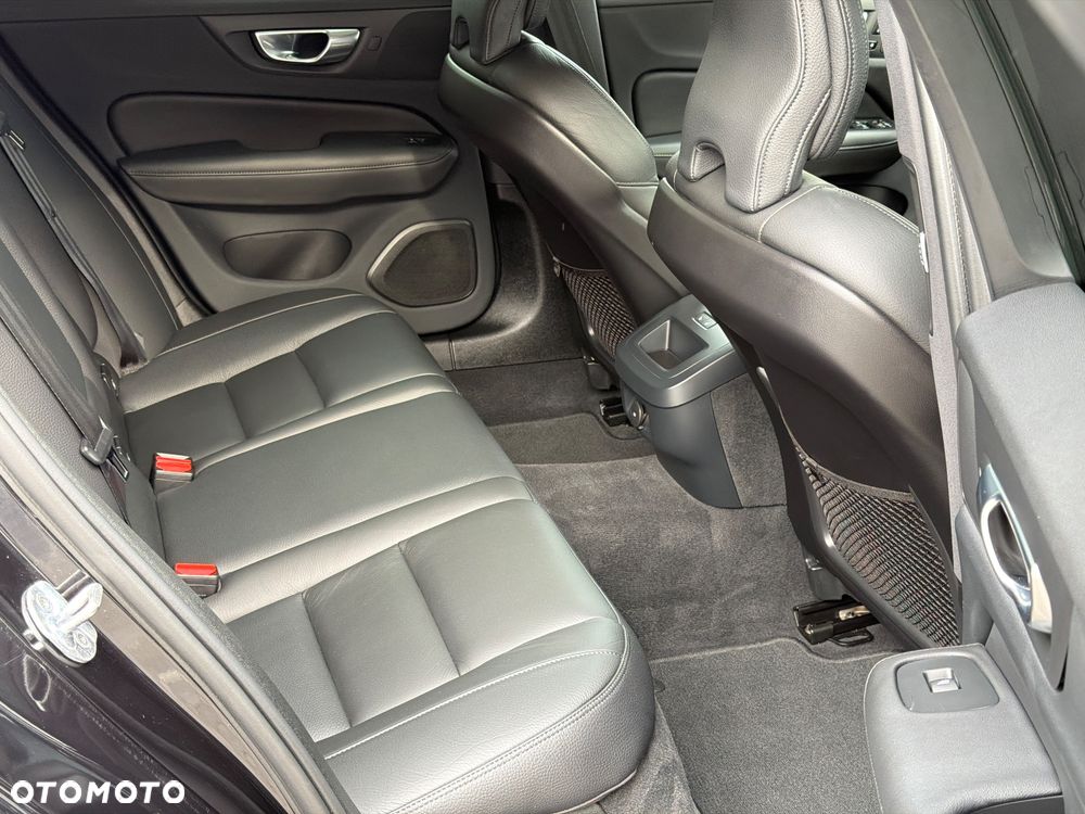 Volvo S60 B4 B Geartronic RDesign - 39
