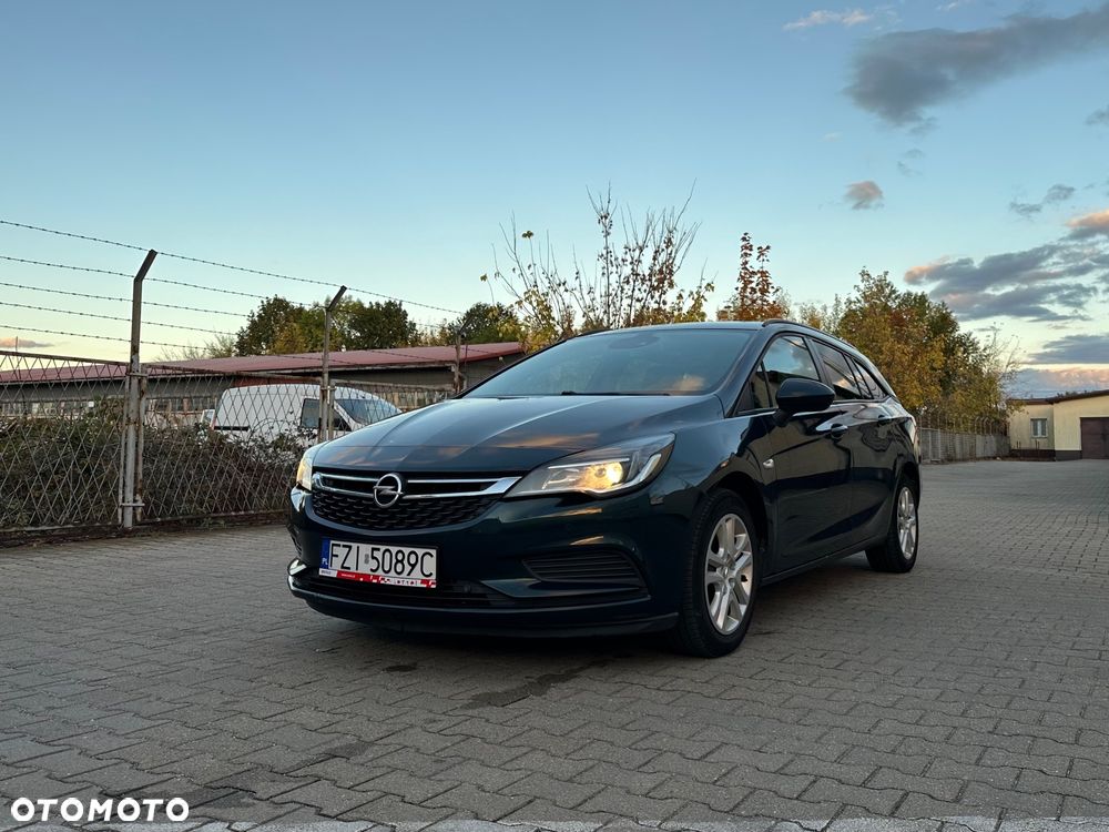 Opel Astra 1.6 CDTI Sport - 4