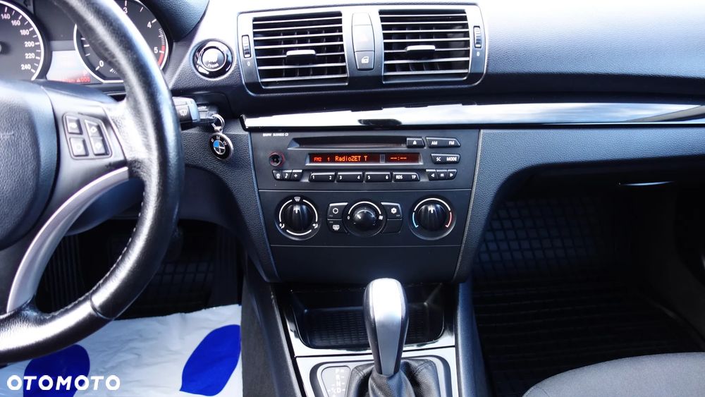 BMW Seria 1 118d DPF Edition Sport - 22