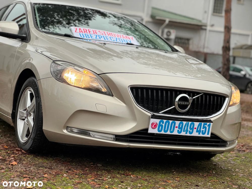 Volvo V40 D2 Momentum - 7