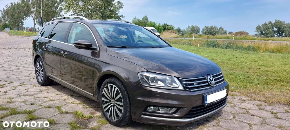 Volkswagen Passat 2.0 TDI Highline R-Style - 1