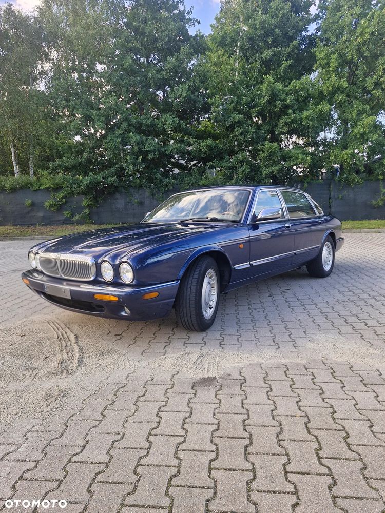Jaguar Daimler 8 - 4