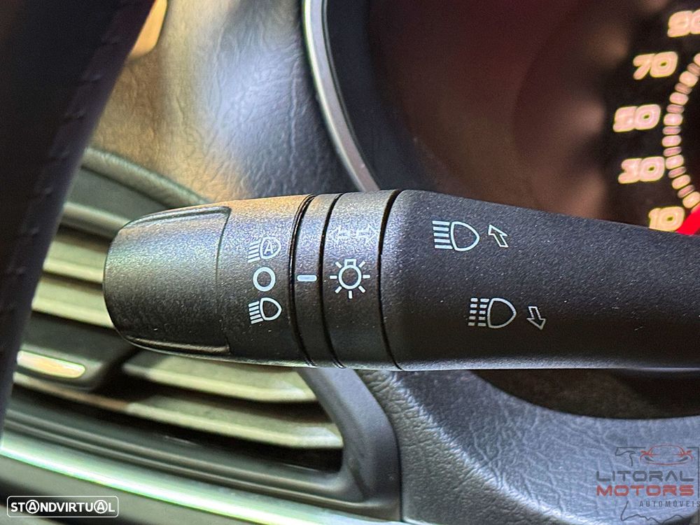 Fiat Tipo Station Wagon 1.6 M-Jet Lounge Tech - 23