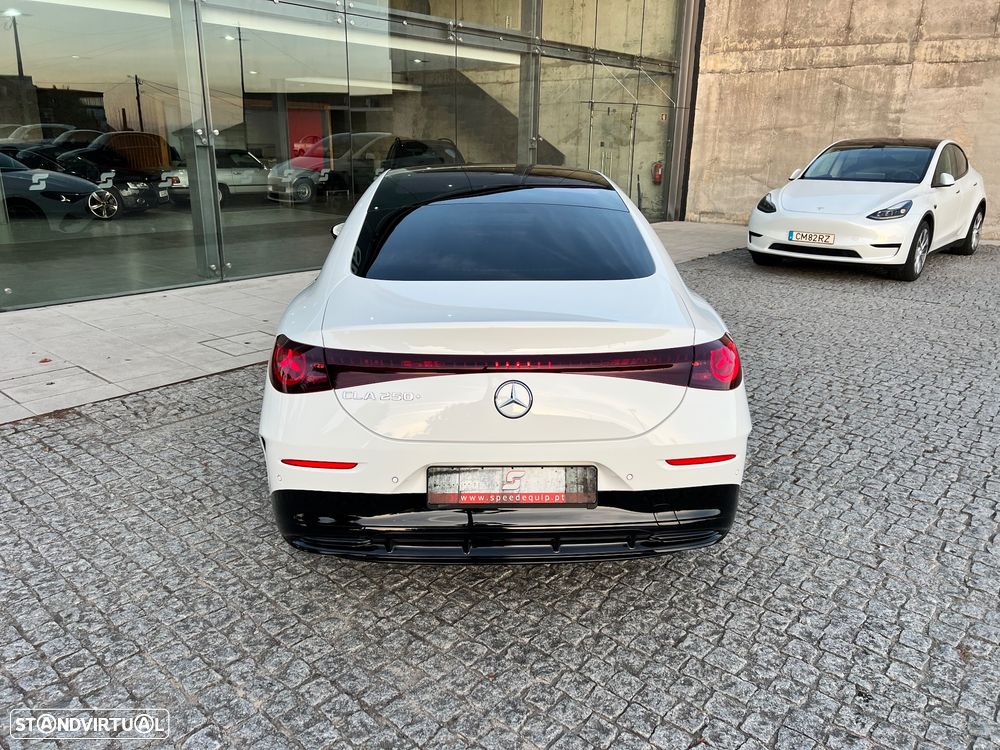 Mercedes-Benz CLA 250+ EQ — photo 5