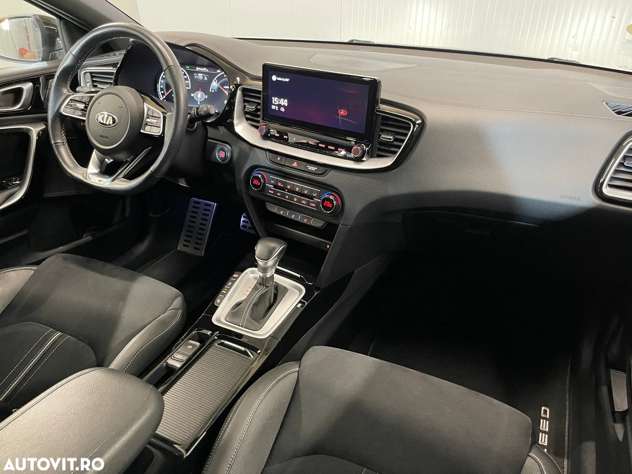 Kia Ceed 1.6 CRDi DCT GT Line - 8