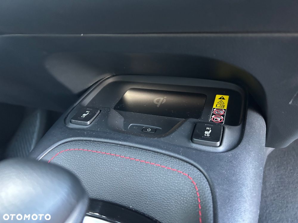 Toyota Corolla 2.0 Hybrid GR Sport Dynamic - 29