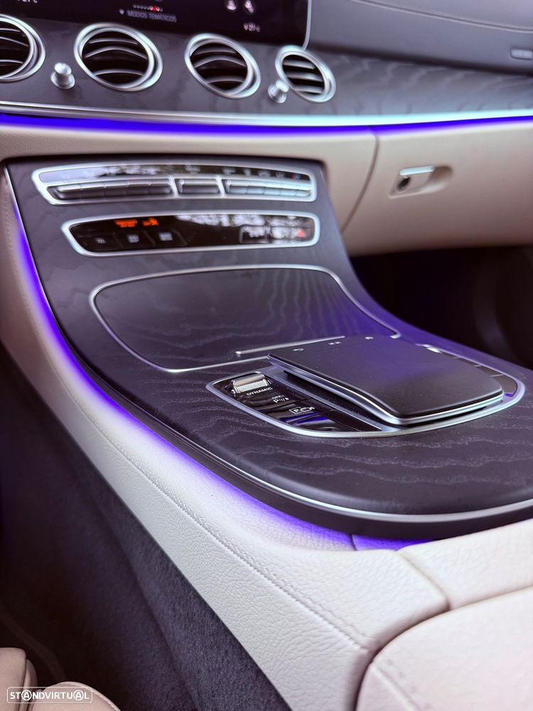 Mercedes-Benz E 300 de 4Matic 9G-TRONIC AMG Line - 41