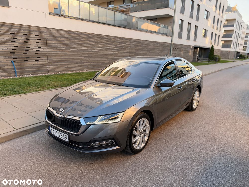 Skoda Octavia 2.0 TDI Style DSG - 1