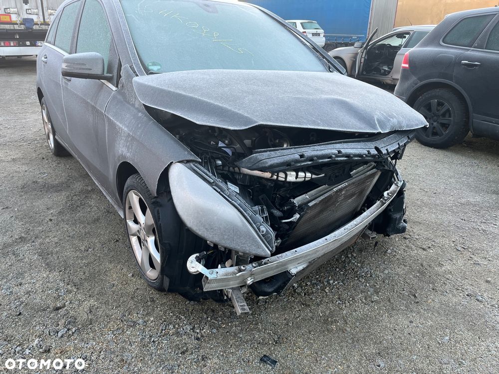 Mercedes-Benz Klasa B ver-180-blueefficiency - 8