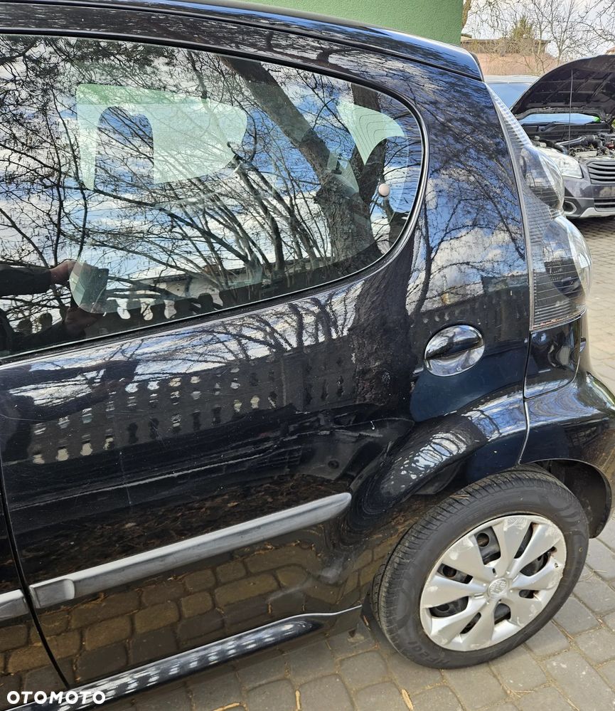 Citroen C1 Peugeot 107 drzwi tył tylne   lewe  EXZ - 1