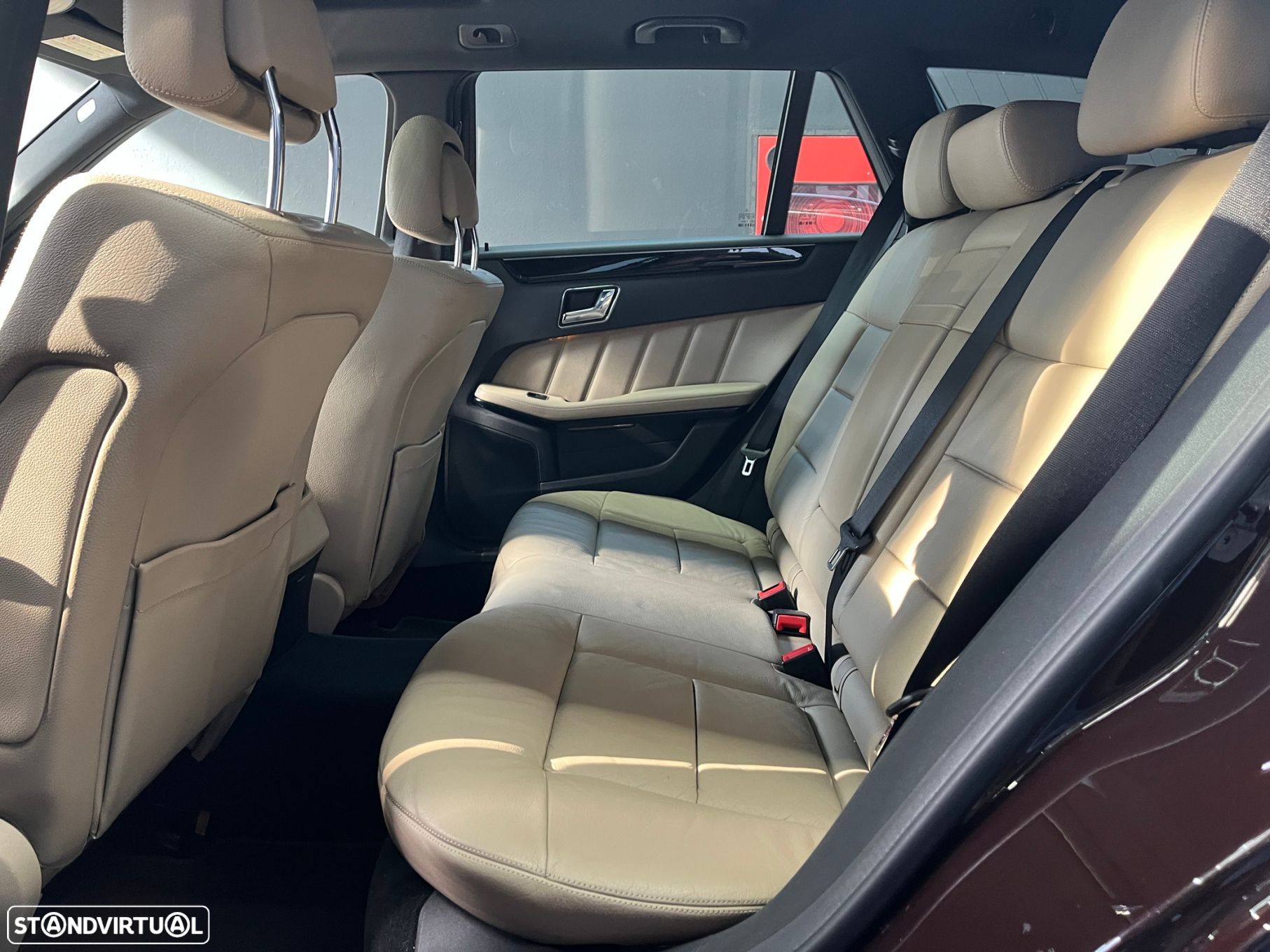 Mercedes-Benz E 250 CDi Avantgarde BE Auto. - 10