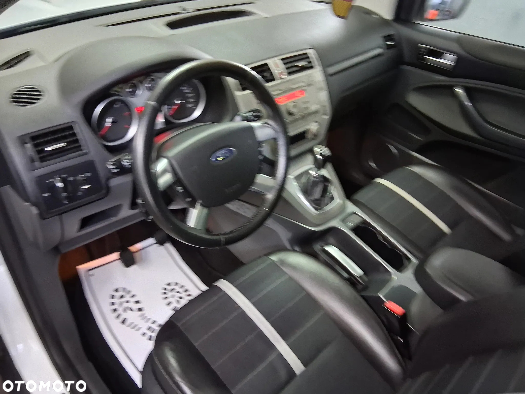 Ford Kuga 2.0 TDCi 4WD Trend - 17