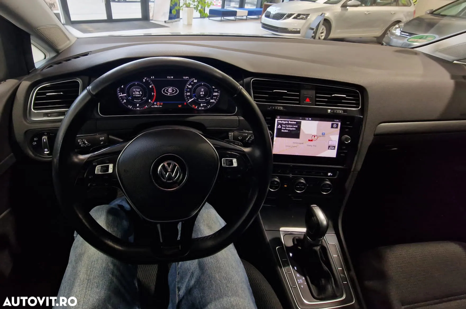 Volkswagen Golf 1.4 TSI BlueMotion Technology DSG Comfortline - 9