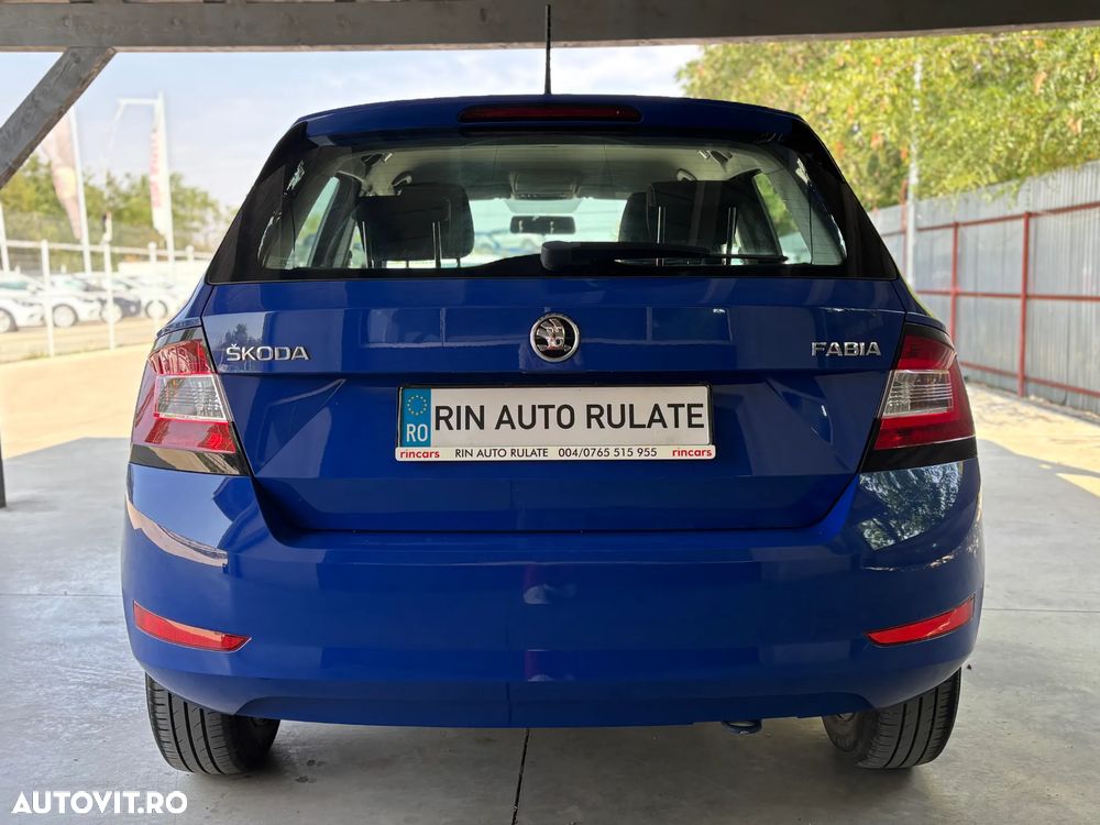 Skoda Fabia 1.0 TSI Ambition - 10