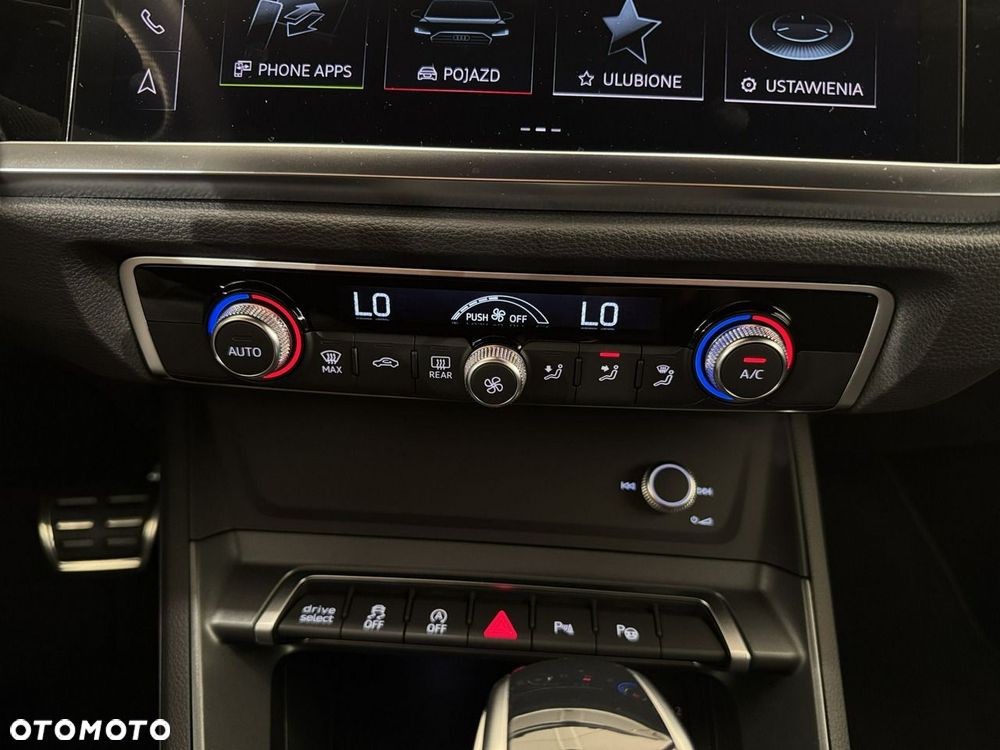 Audi Q3 Sportback - 22