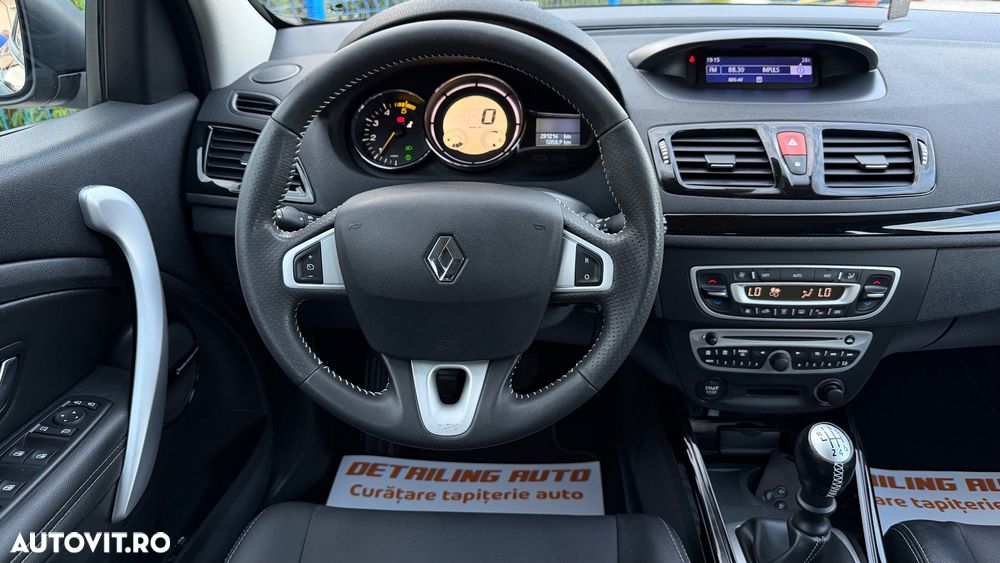 Renault Megane ENERGY dCi 110 Start & Stop Bose Edition - 10