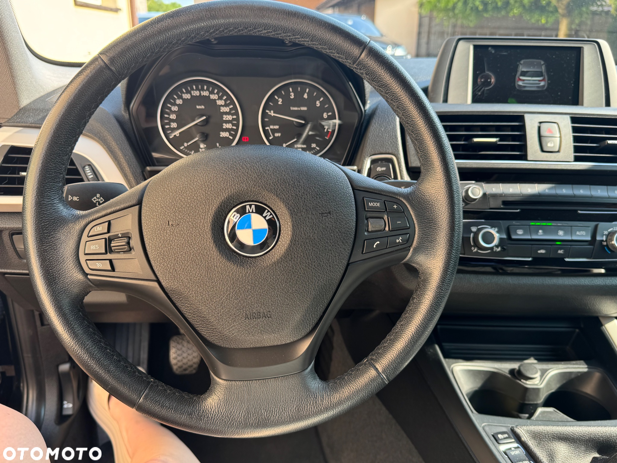 BMW Seria 1 118i - 13