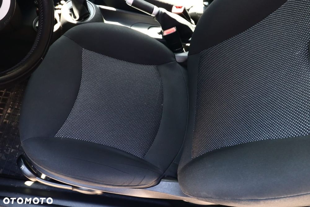 MINI Cooper Standard - 7