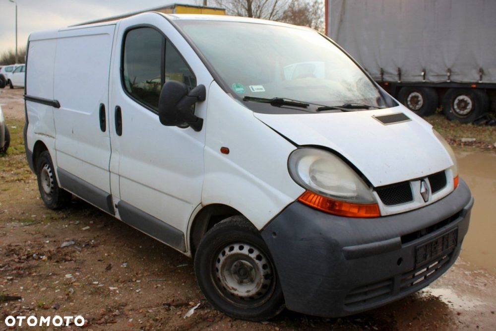Renault Trafic II 2006 1.9DCI F9Q762 Bus (MASKA, ZDERZAK, LAMPA, BŁOTNIK, DRZWI, SZYBA, FOTEL) - 2
