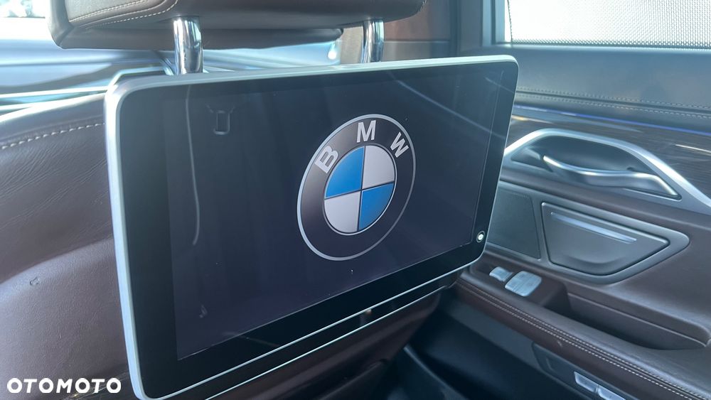BMW Seria 7 750d xDrive - 2