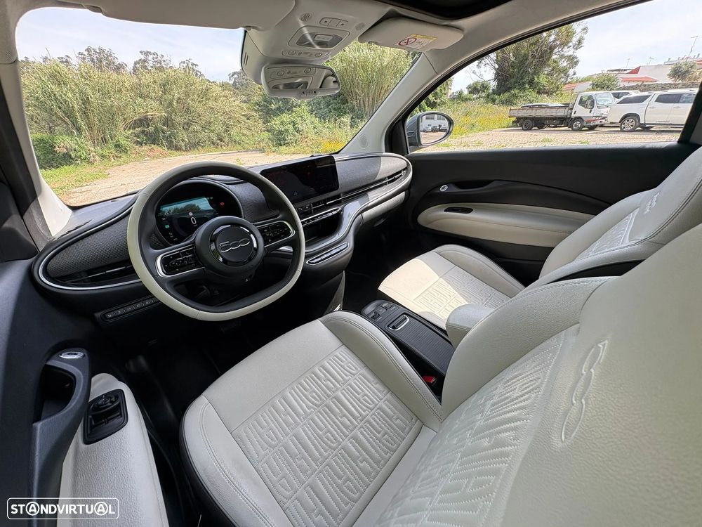 Fiat 500e La Prima - 31