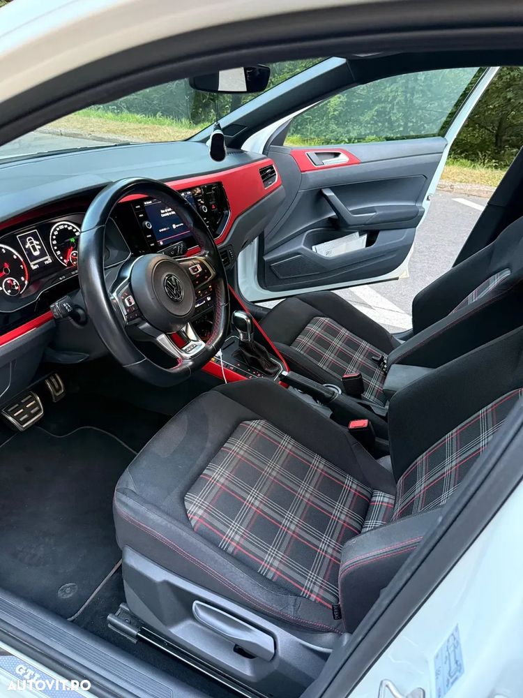 Volkswagen Polo 2.0 TSI DSG GTI - 6