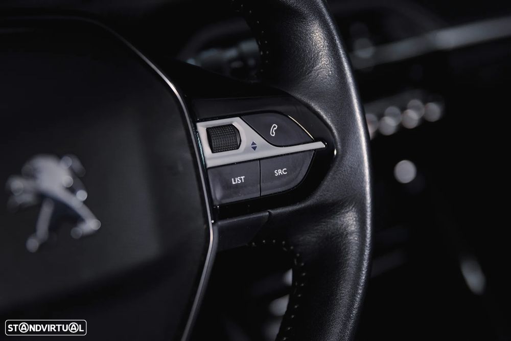 Peugeot e-2008 50 kWh Allure Pack - 10