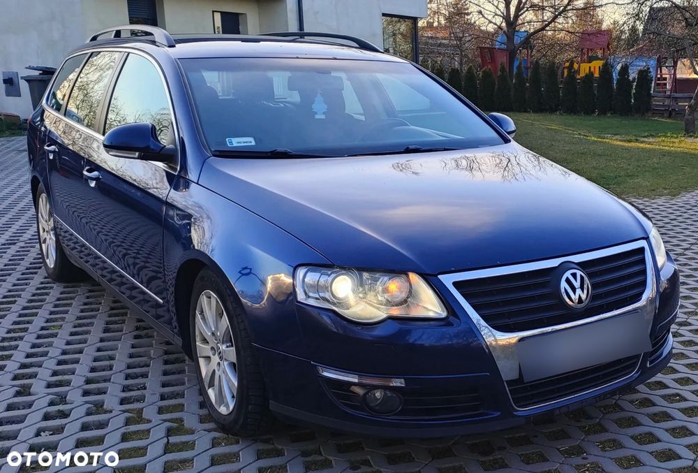 Volkswagen Passat 1.8 TSI Exclusive - 1