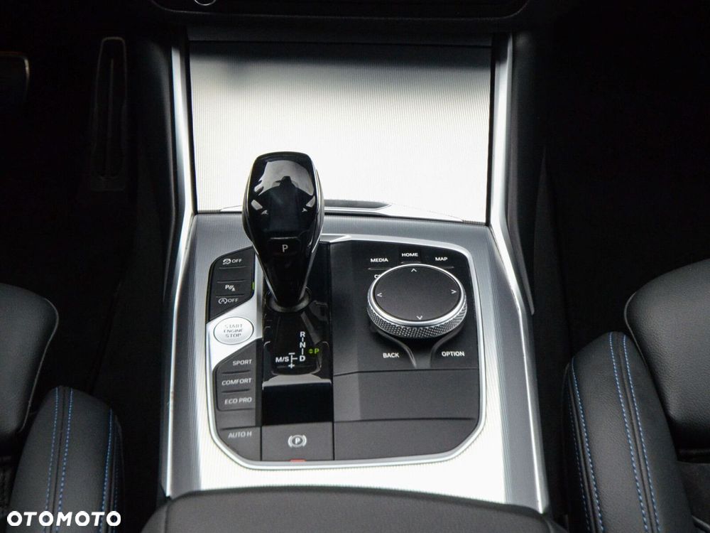 BMW Seria 3 - 33