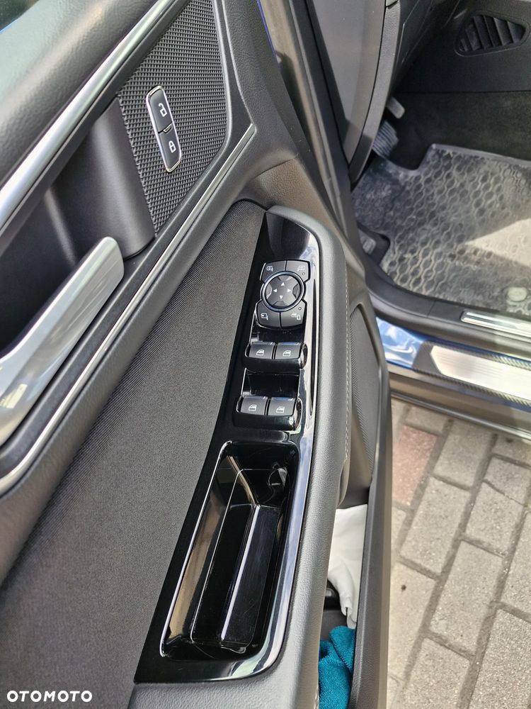 Ford S-Max 2.0 EcoBlue Titanium - 12