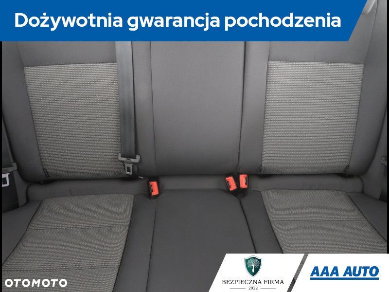 Volkswagen Golf - 11