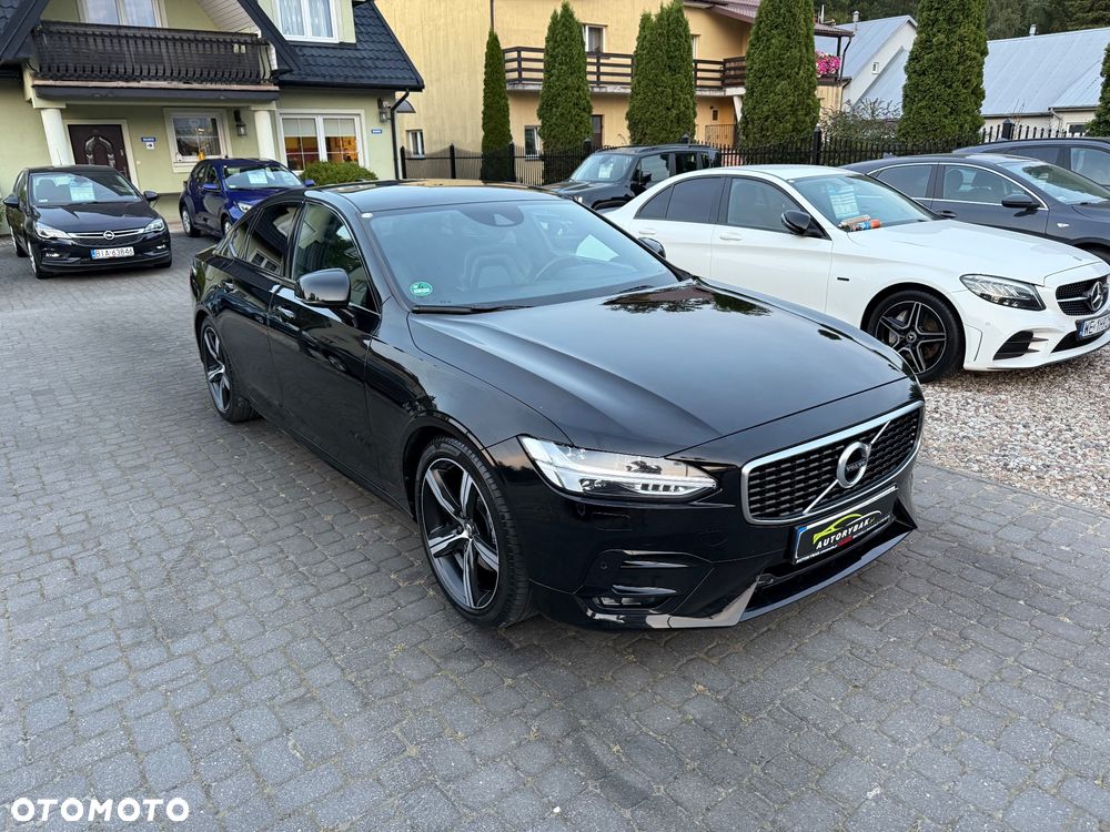 Volvo S90 D5 SCR AWD R-Design - 28