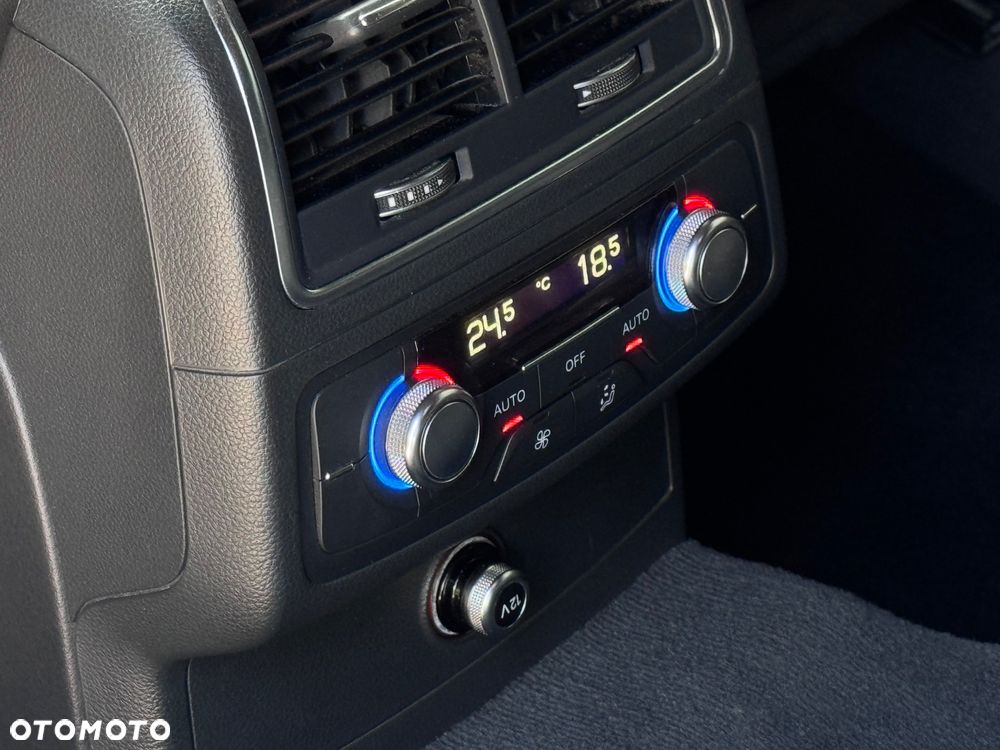 Audi A6 Avant 2.0 TDI Ultra S tronic - 14