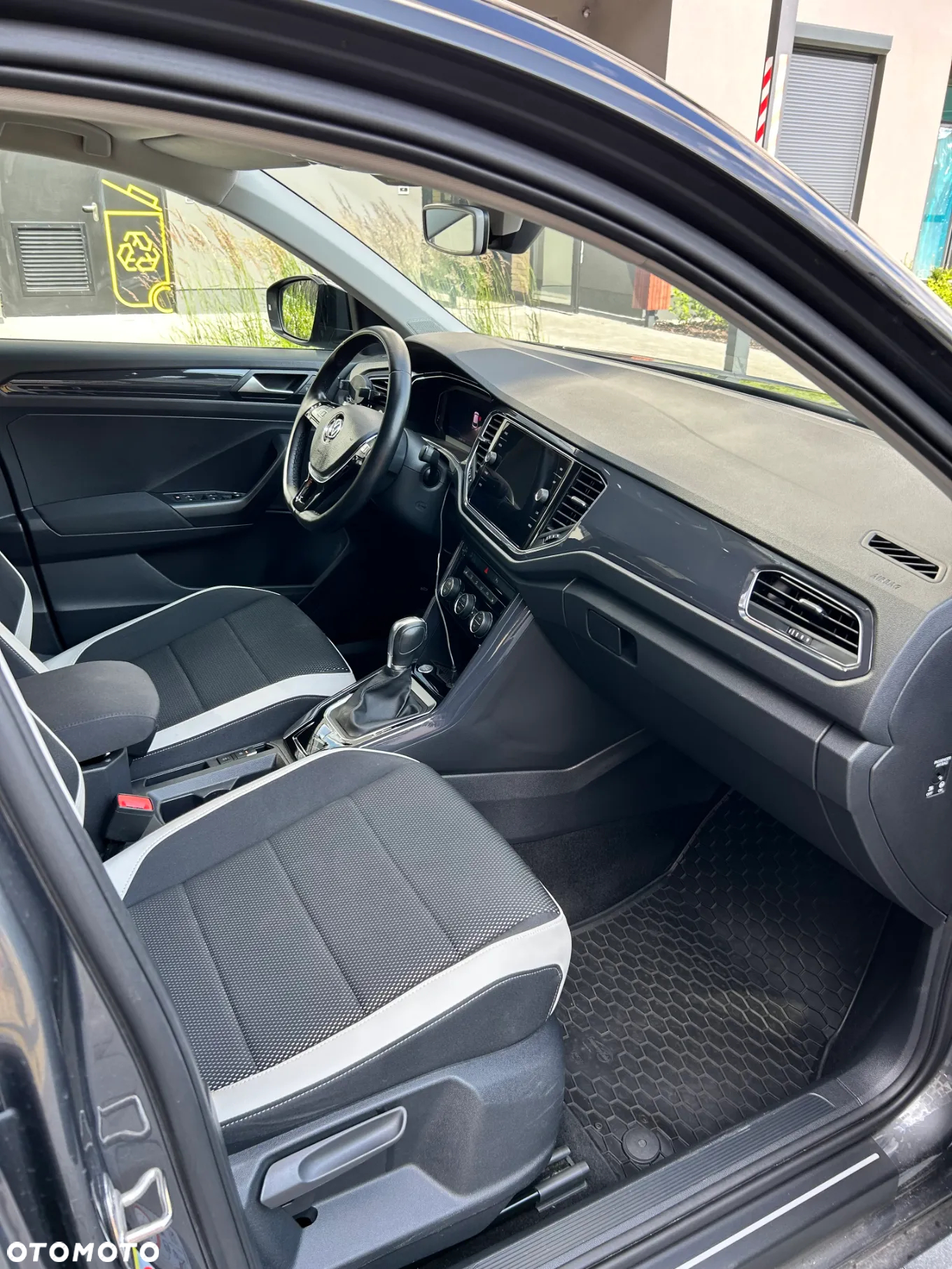Volkswagen T-Roc 1.5 TSI ACT Premium DSG - 10