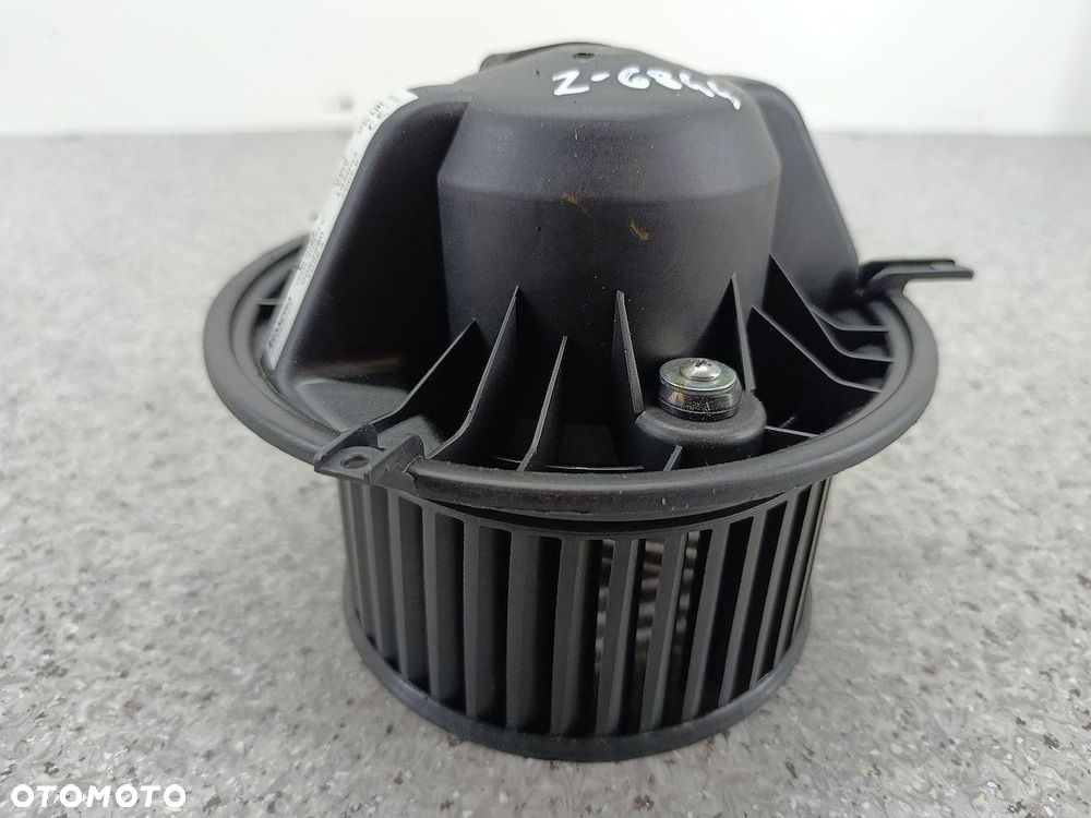 WENTYLATOR NAWIEWU, DMUCHAWA BMW 3 E91 87062 T1000660W/B  NISSENS  VALEO - 3