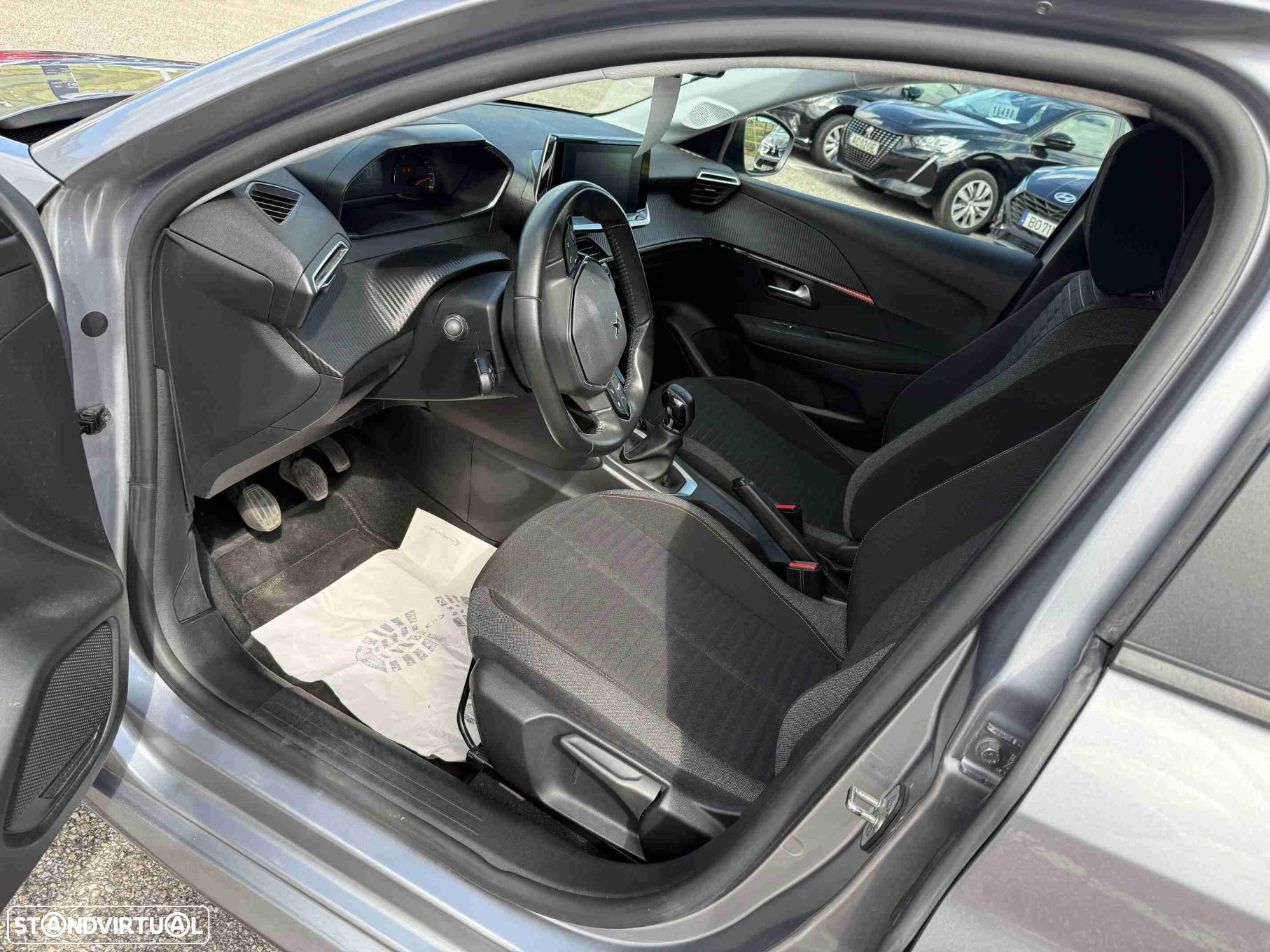 Peugeot 208 1.2 PureTech Active Pack - 6