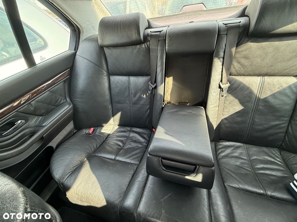 BMW Seria 7 740i - 15