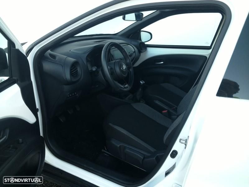 Toyota Aygo X 1.0 Play - 10