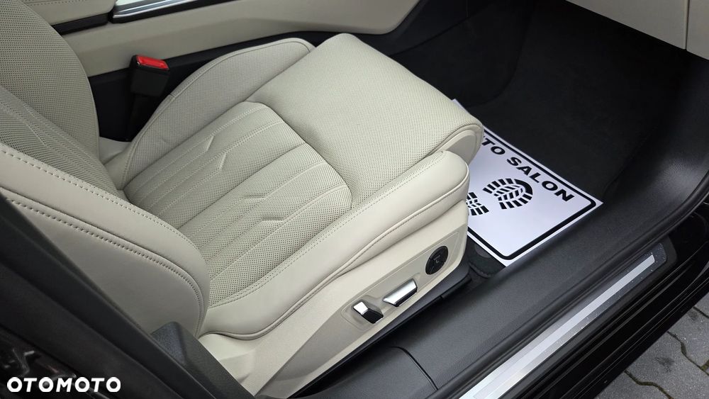 Audi A6 Avant 45 TFSI quattro S tronic S line - 11