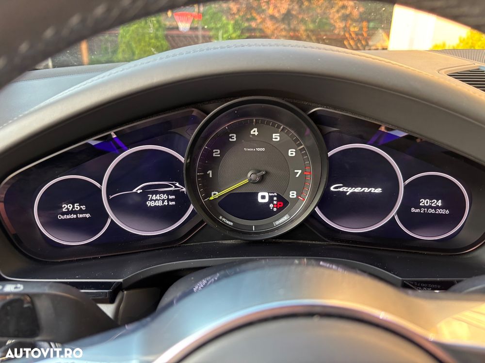 Porsche Cayenne E-Hybrid - 22
