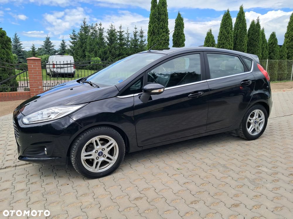 Ford Fiesta 1.6 TDCi DPF Titanium - 4