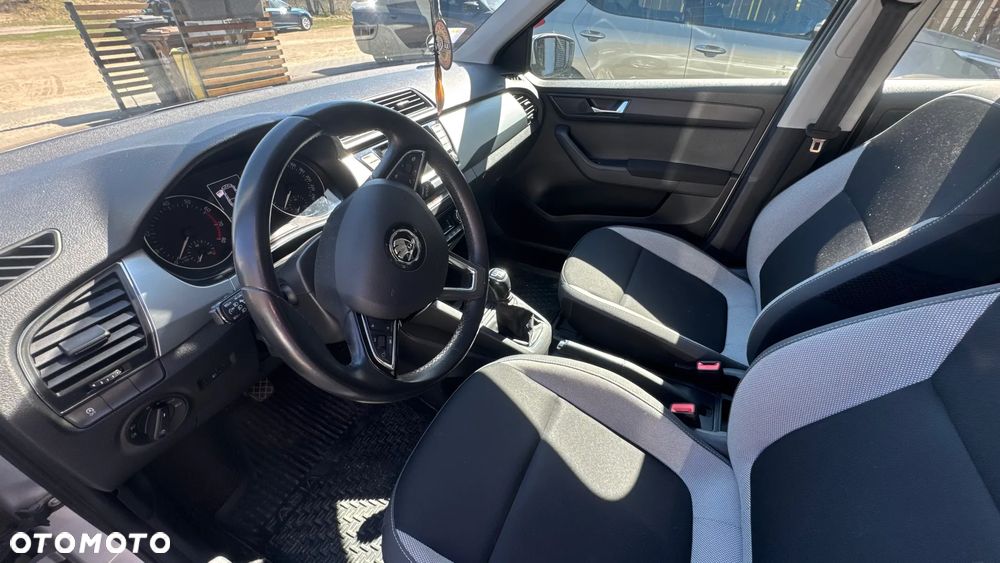 Skoda Fabia - 13