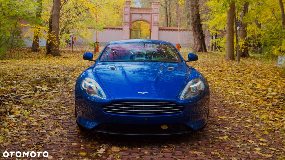 Aston Martin Virage - 15
